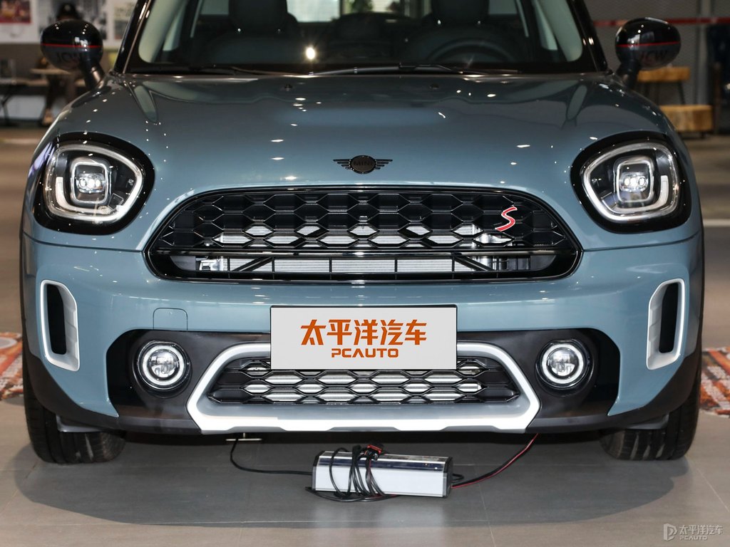 ȼMINI COUNTRYMAN܇^^DƬ