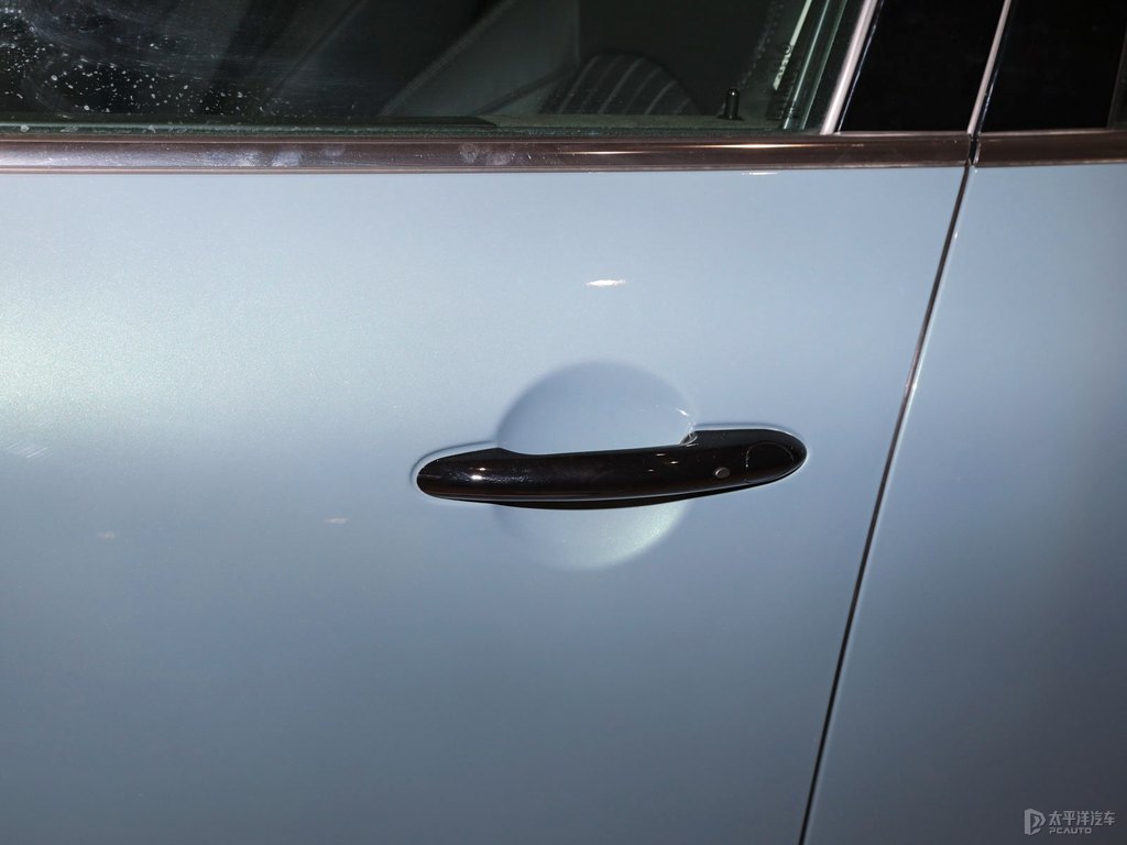 ȼMINI COUNTRYMAN܇^DƬ