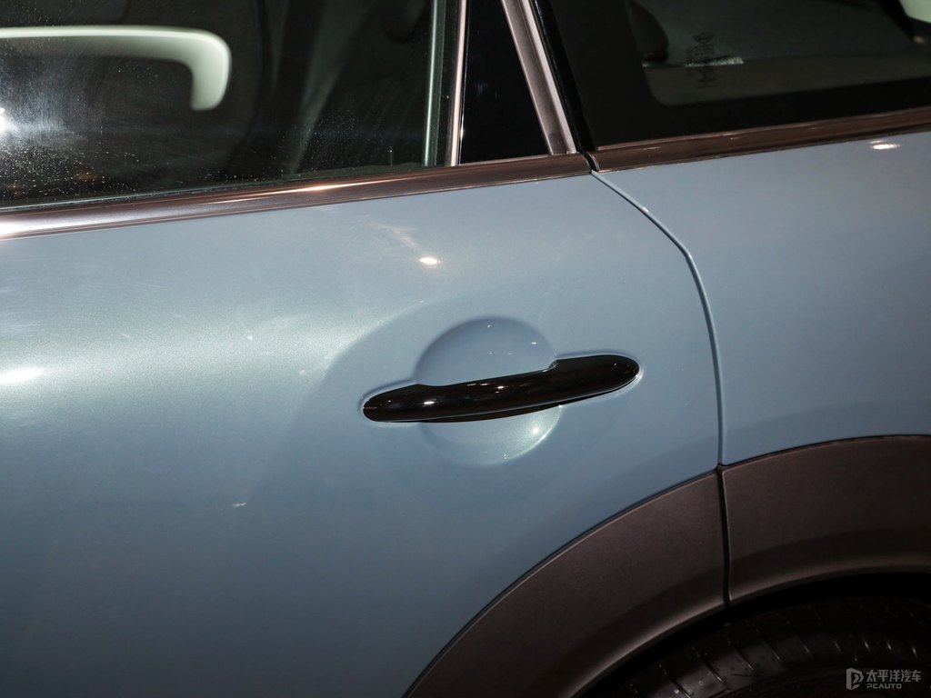 ȼMINI COUNTRYMAN܇(ch)^DƬ