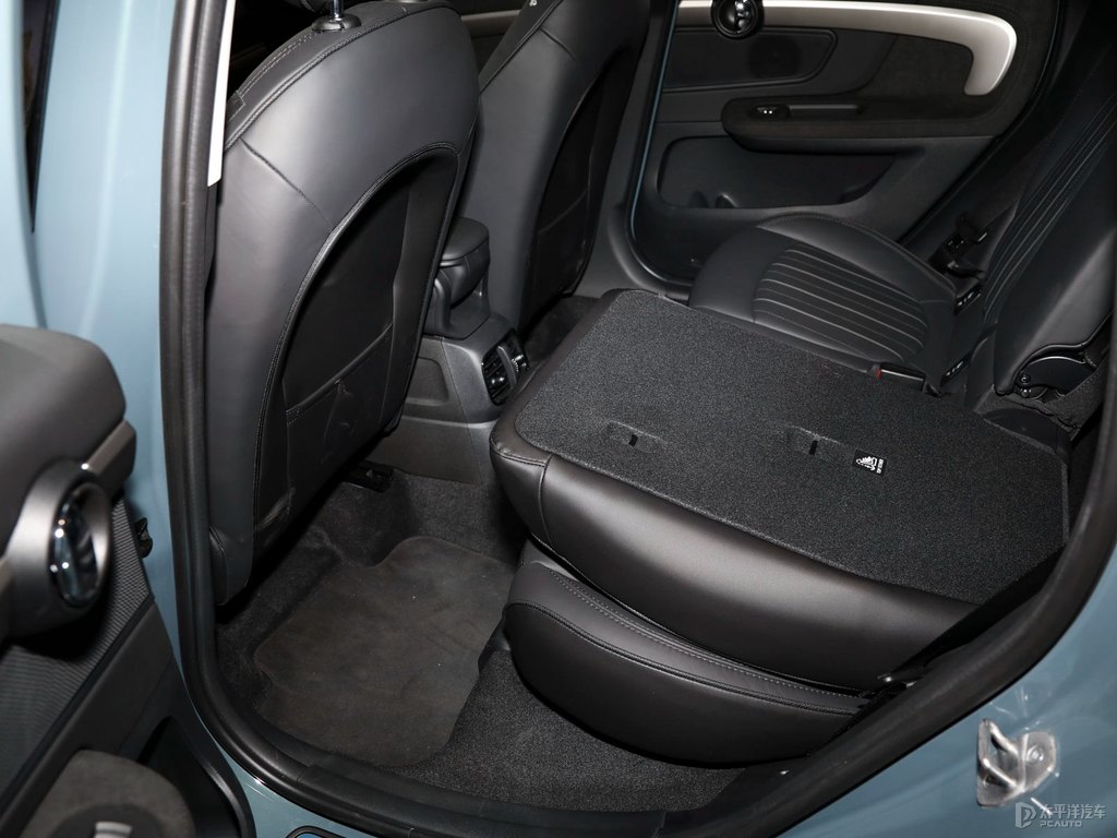 ȼMINI COUNTRYMAN΃(ni)DƬ