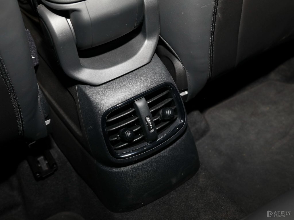 ȼMINI COUNTRYMAN΃(ni)DƬ