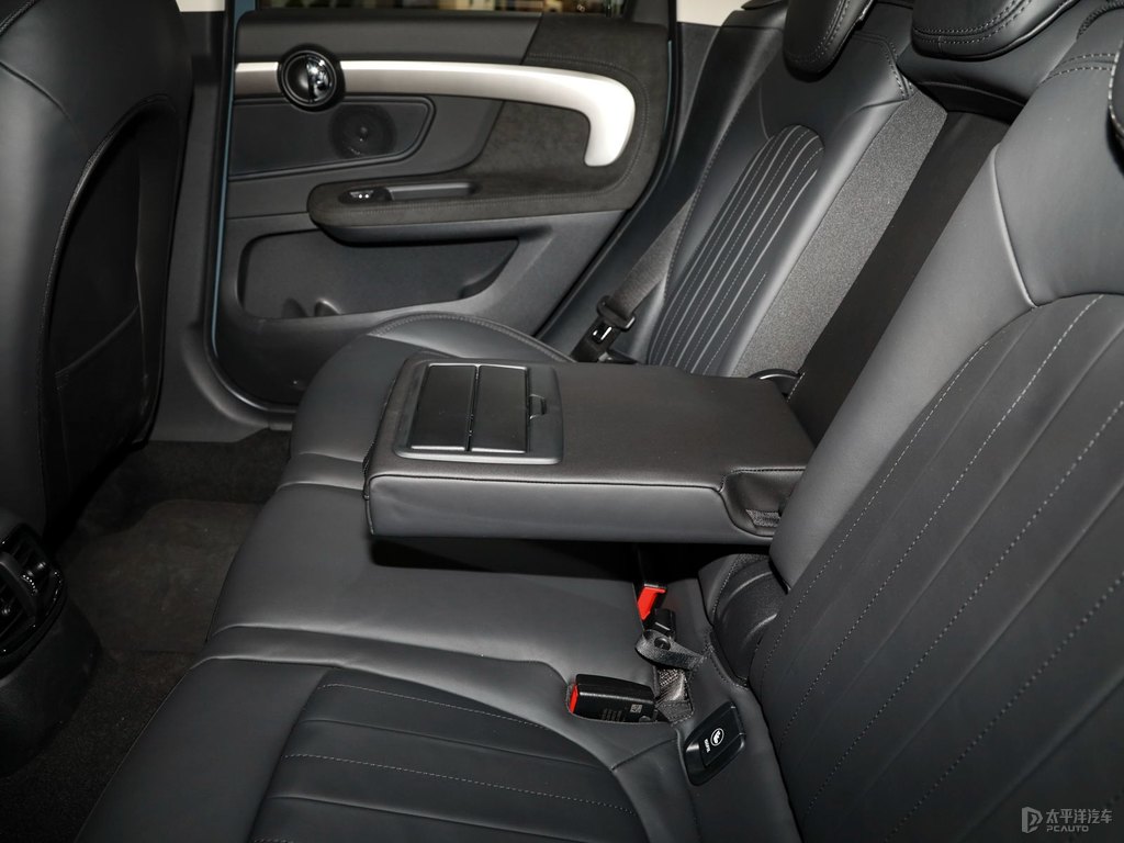 ȼMINI COUNTRYMAN΃(ni)DƬ