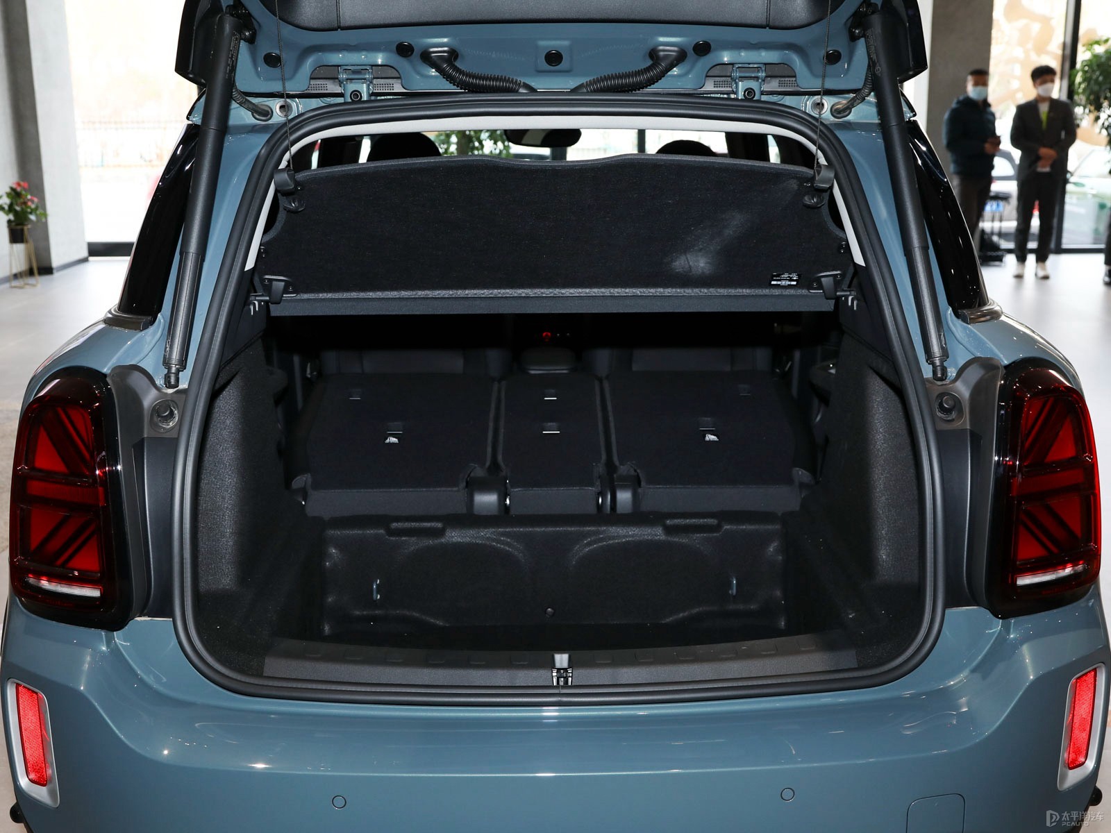 MINI COUNTRYMAN空間高清大圖
