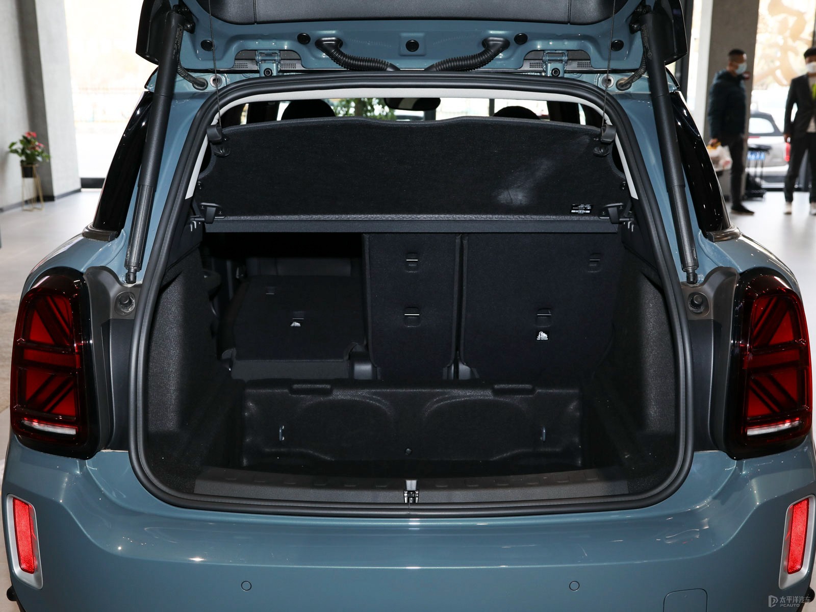 MINI COUNTRYMAN空間高清大圖