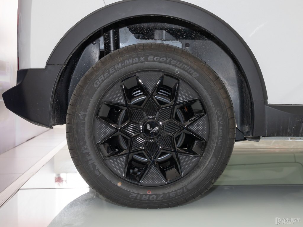 星際漫游(白)宏光MINIEV車身外觀圖片