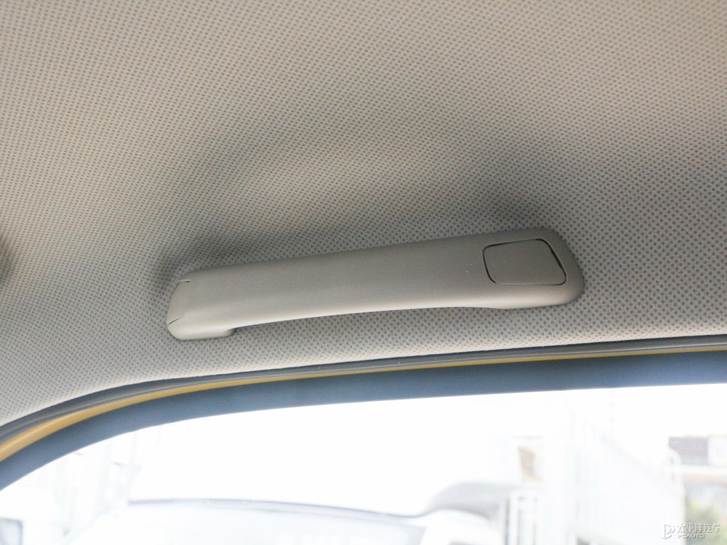 檸檬黃宏光MINIEV車廂內(nèi)飾圖片
