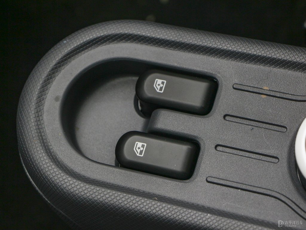 檸檬黃宏光MINIEV車廂內(nèi)飾圖片