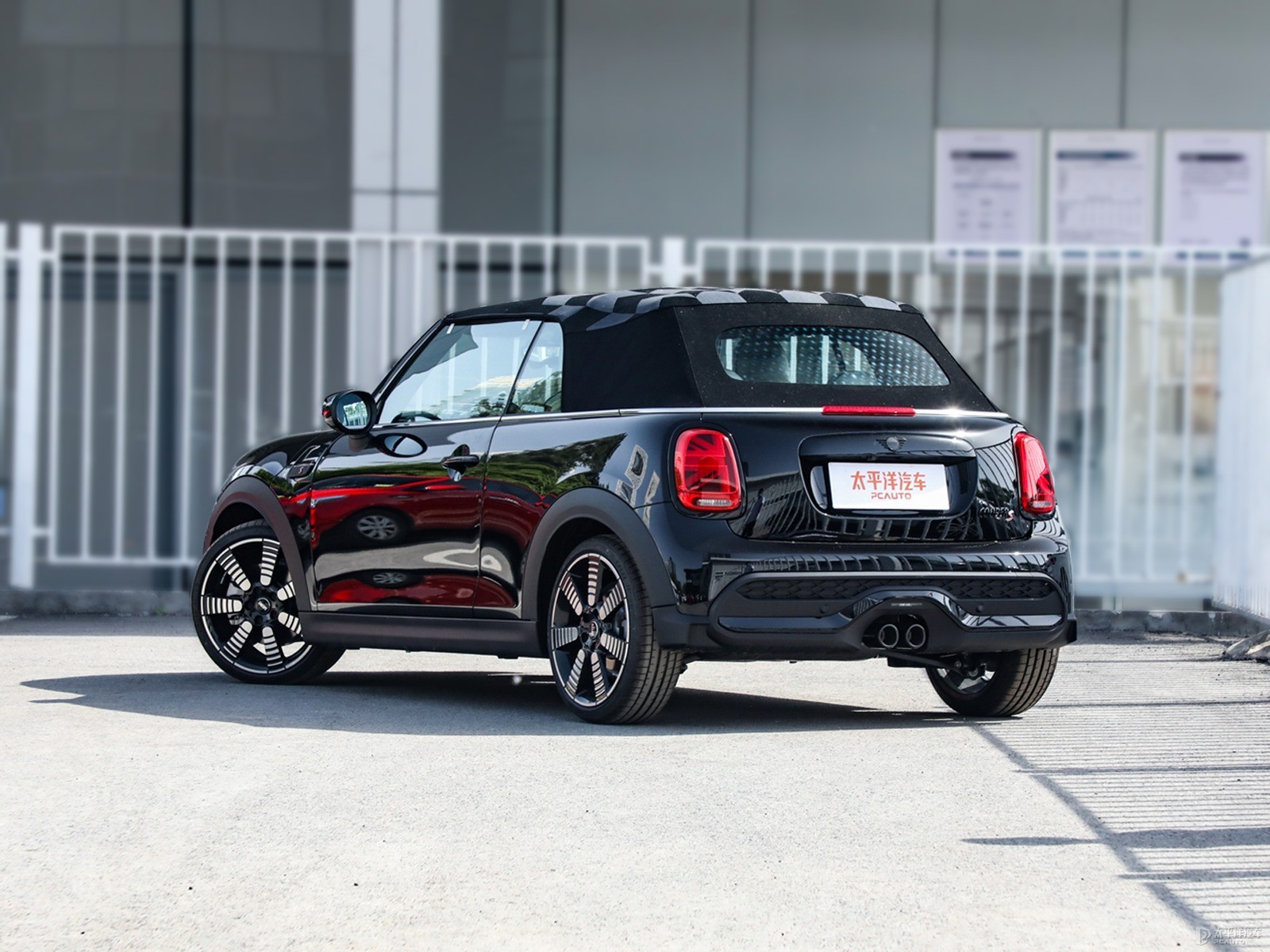 MINI CABRIO外觀高清大圖