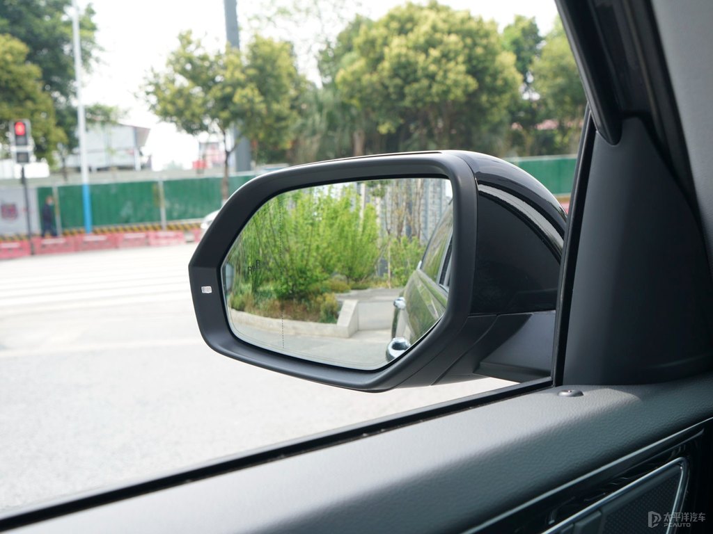 碳晶灰途昂X車身外觀圖片