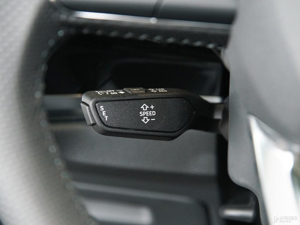 鱷魚綠奧迪Q3 Sportback中控內飾圖片