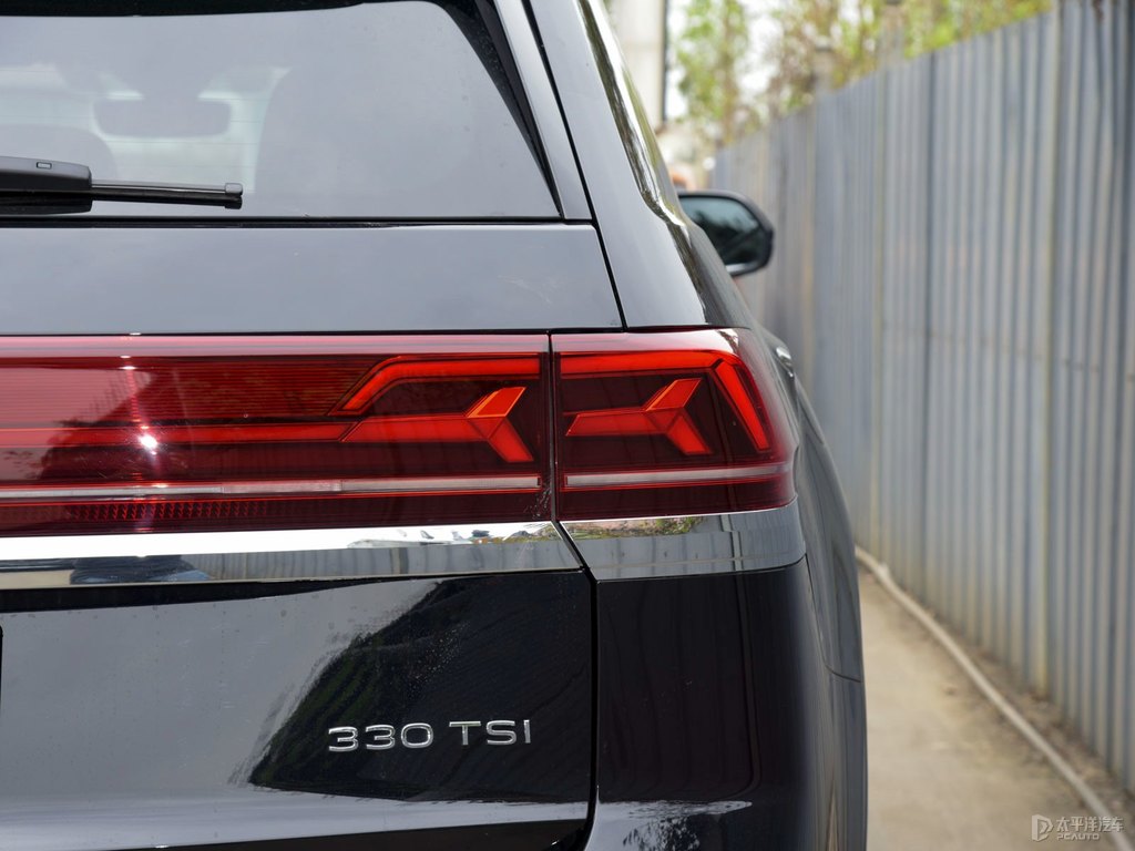 玄武黑途昂車尾外觀圖片