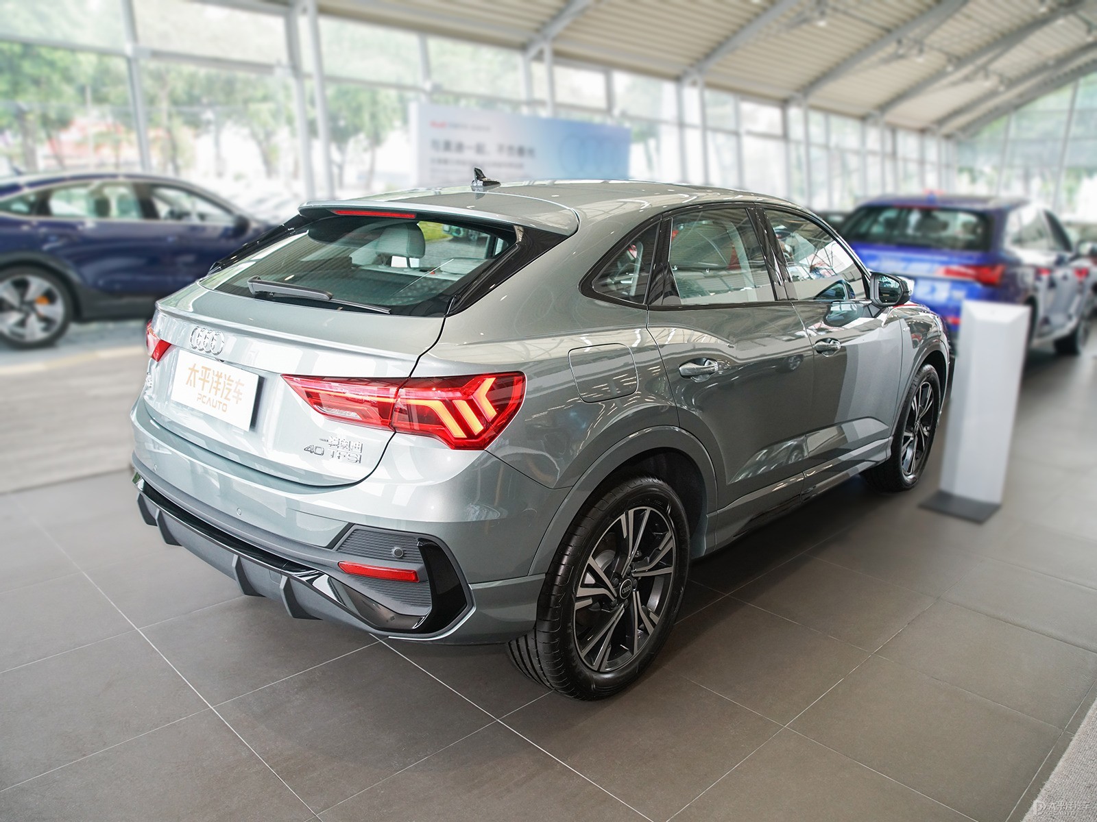 鱷魚綠奧迪Q3 Sportback整車外觀外觀圖片
