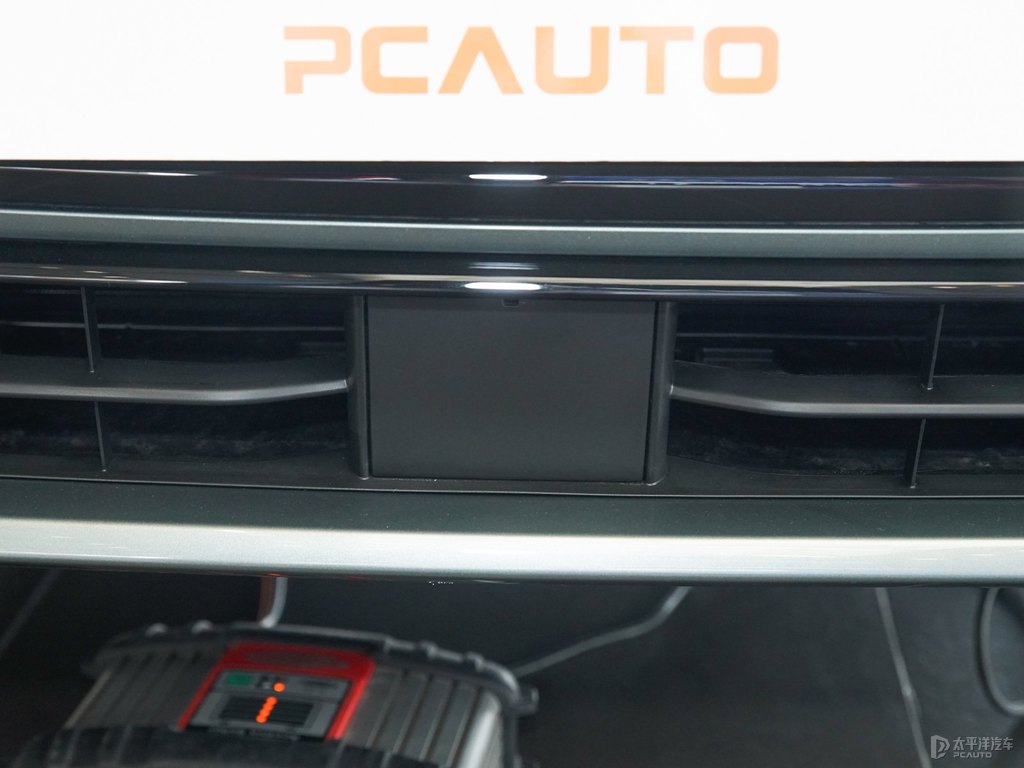 鱷魚綠奧迪Q3 Sportback車頭外觀圖片