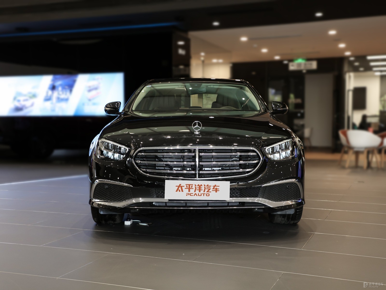 奔馳E級(jí)外觀高清大圖
