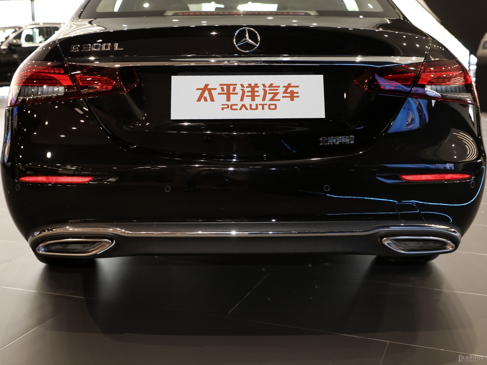 奔馳E級(jí)外觀高清大圖