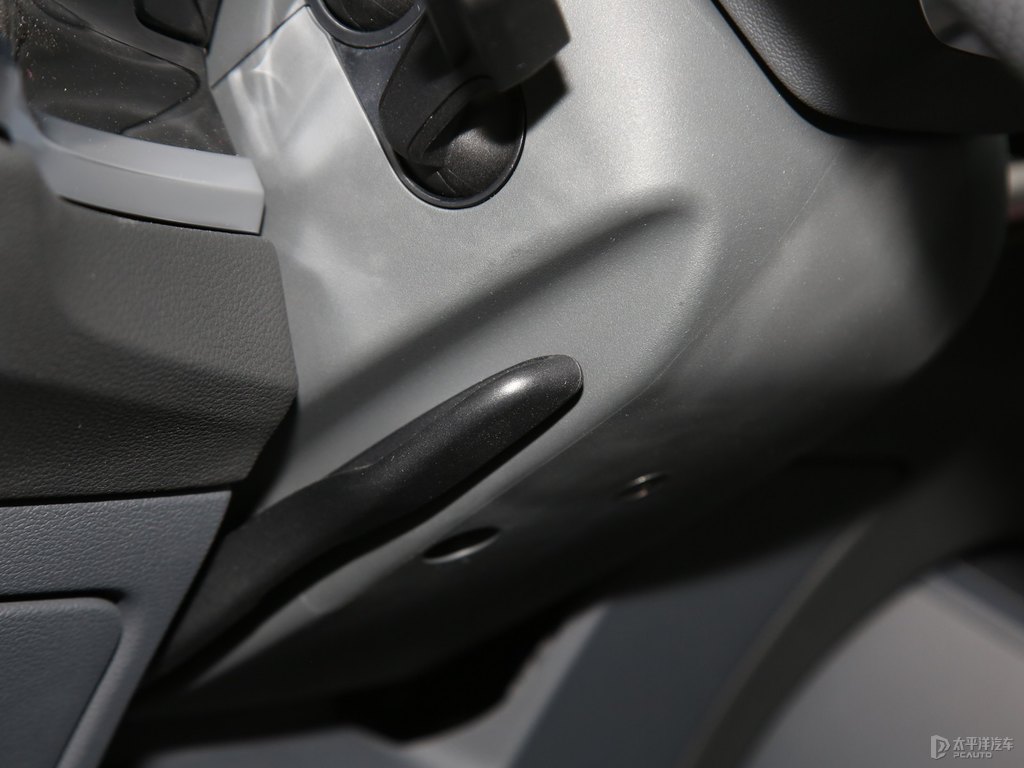 可汗綠奧迪Q3 Sportback中控內(nèi)飾圖片