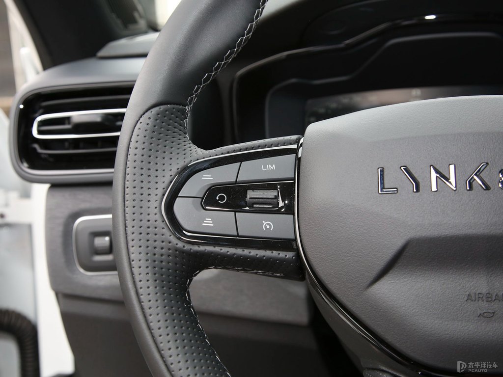ɫ+ɫI(lng)02 Hatchbackп؃(ni)DƬ