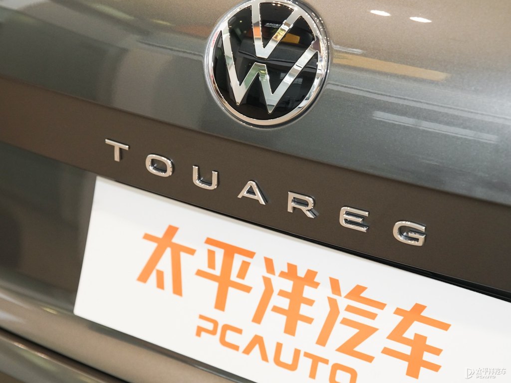 深邃棕途銳車尾外觀圖片