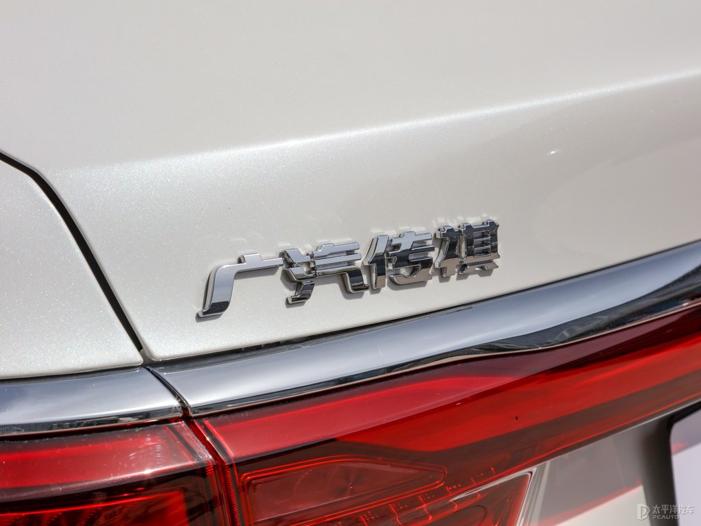 傳祺GA6車尾外觀圖片