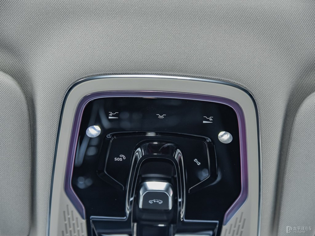 黑+灰領(lǐng)克05車廂內(nèi)飾圖片