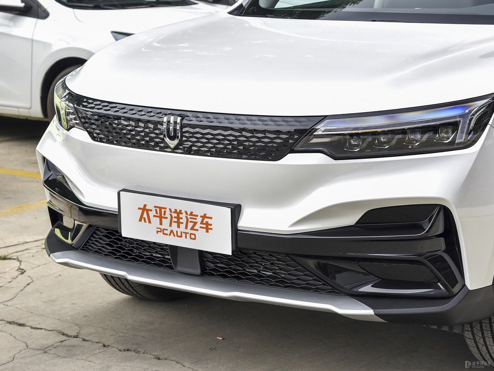 創(chuàng)維汽車EV6外觀高清大圖
