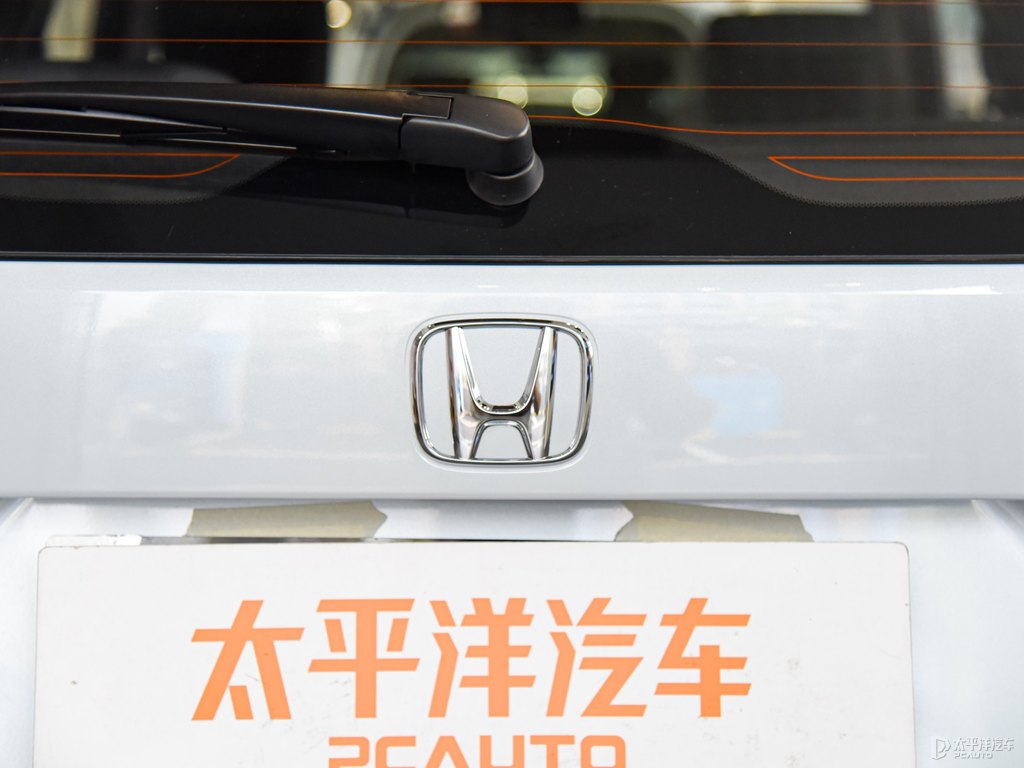 星河白飛度車(chē)尾外觀圖片