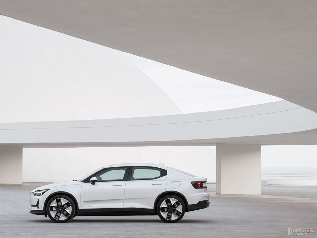 Polestar 2وDوDDƬ