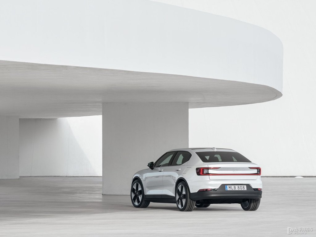 Polestar 2وDوDDƬ
