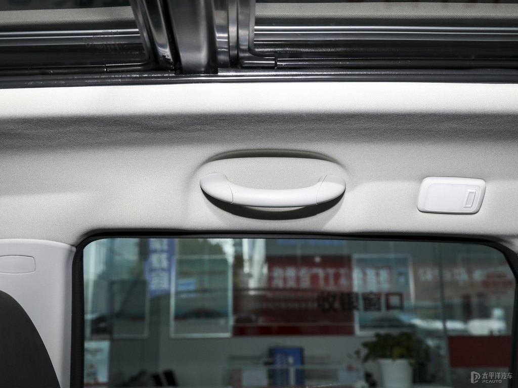 奇瑞白捷途X70M車廂內(nèi)飾圖片