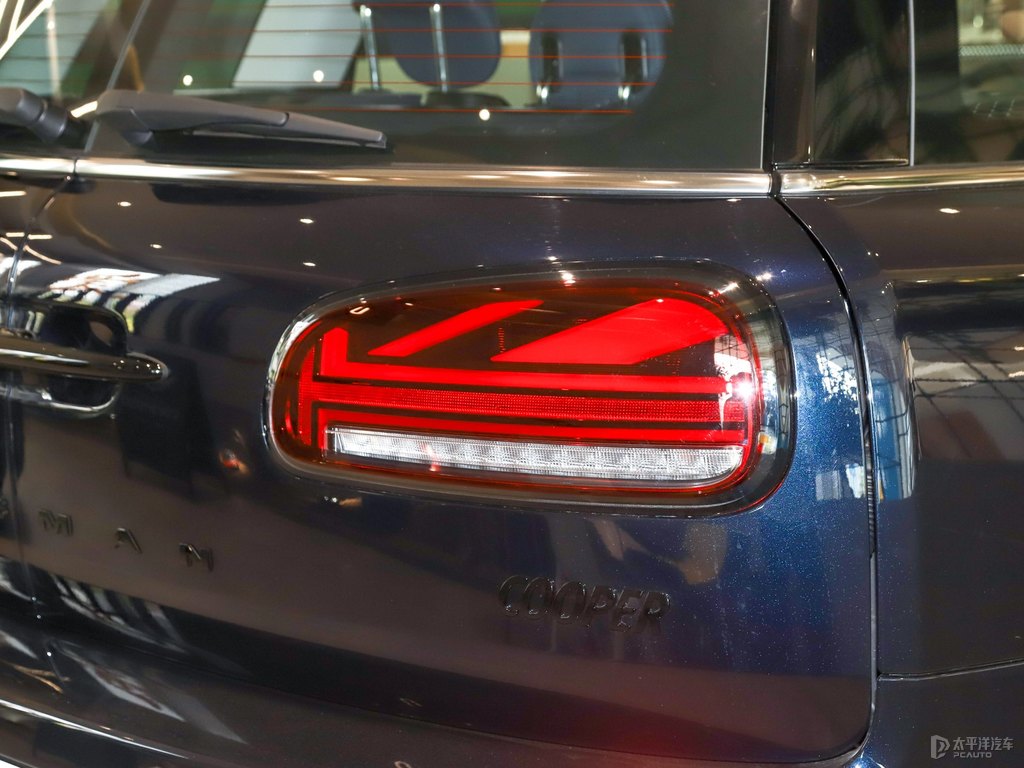 ʮȺ+ʥRZ{MINI CLUBMAN܇β^DƬ