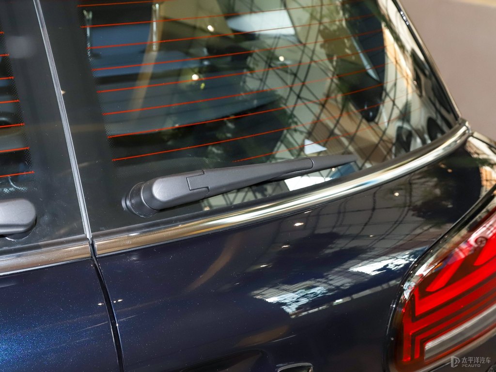 ʮȺ+ʥRZ{(ln)MINI CLUBMAN܇β^DƬ