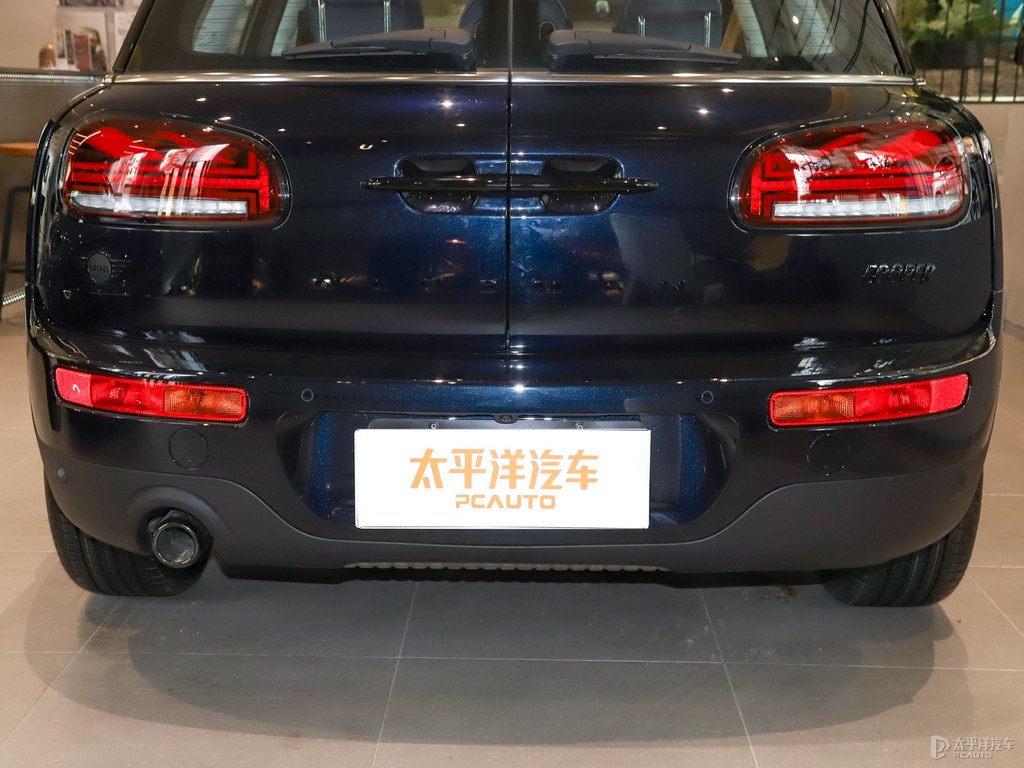 八十度黑+圣馬力諾藍(lán)MINI CLUBMAN車尾外觀圖片