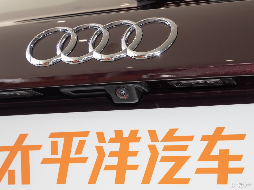 西拉紅奧迪A3車尾外觀圖片