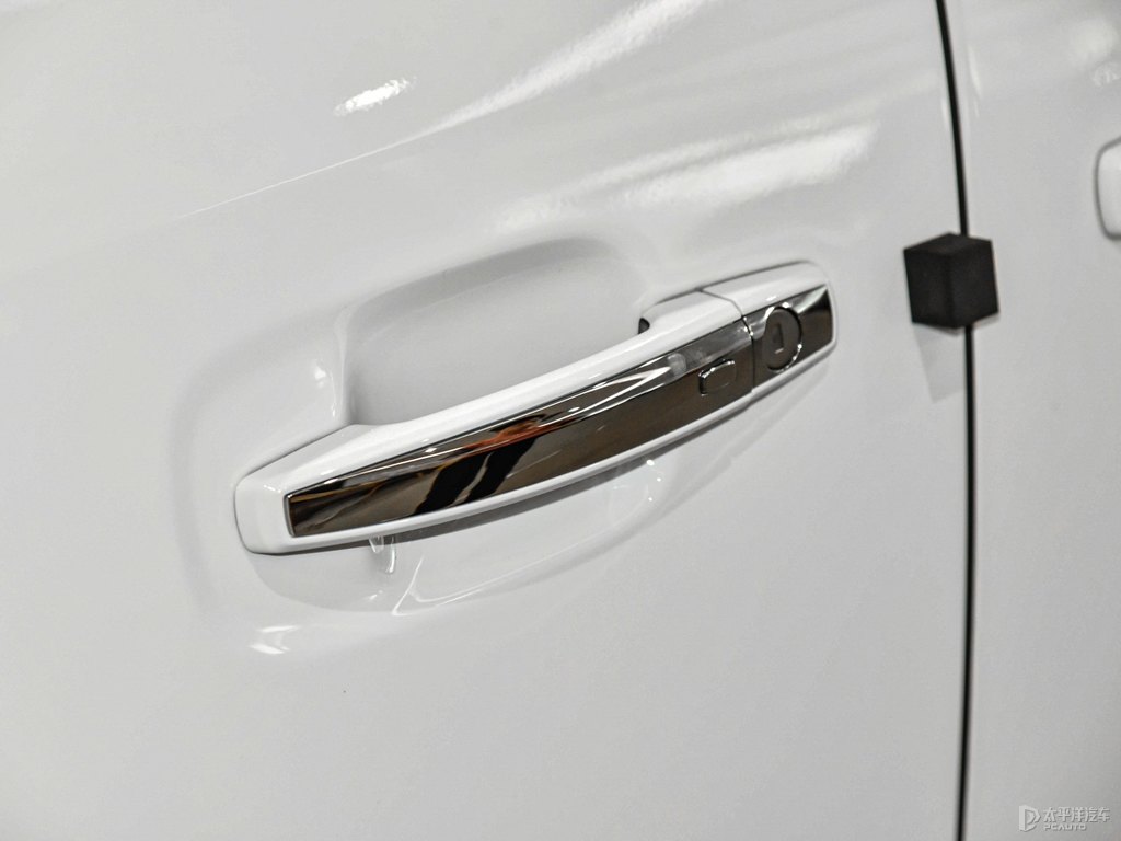雪域白別克GL8車身外觀圖片