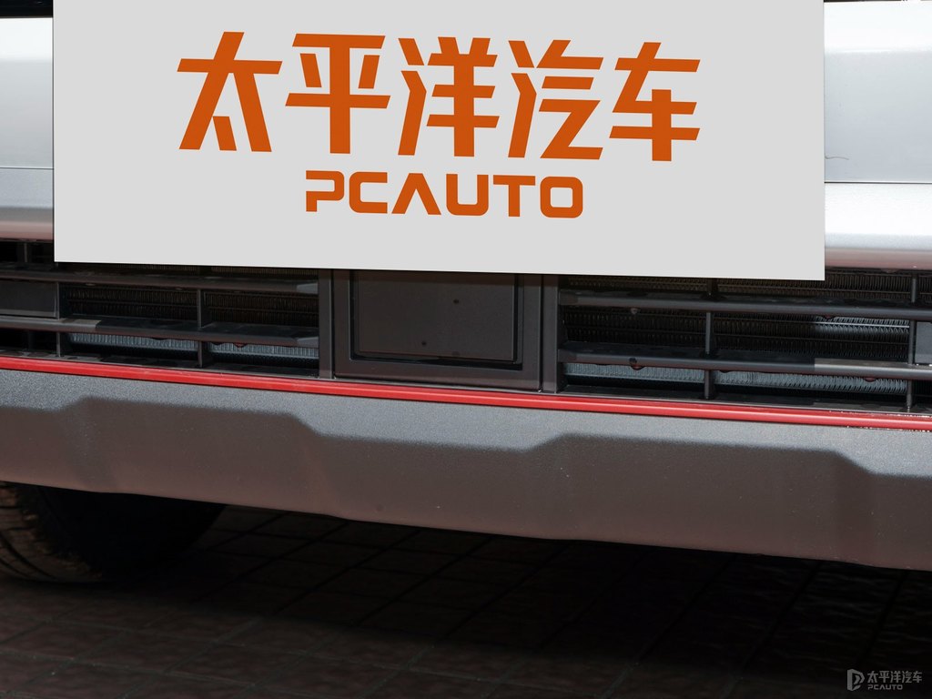 珍珠白瑞虎7車頭外觀圖片