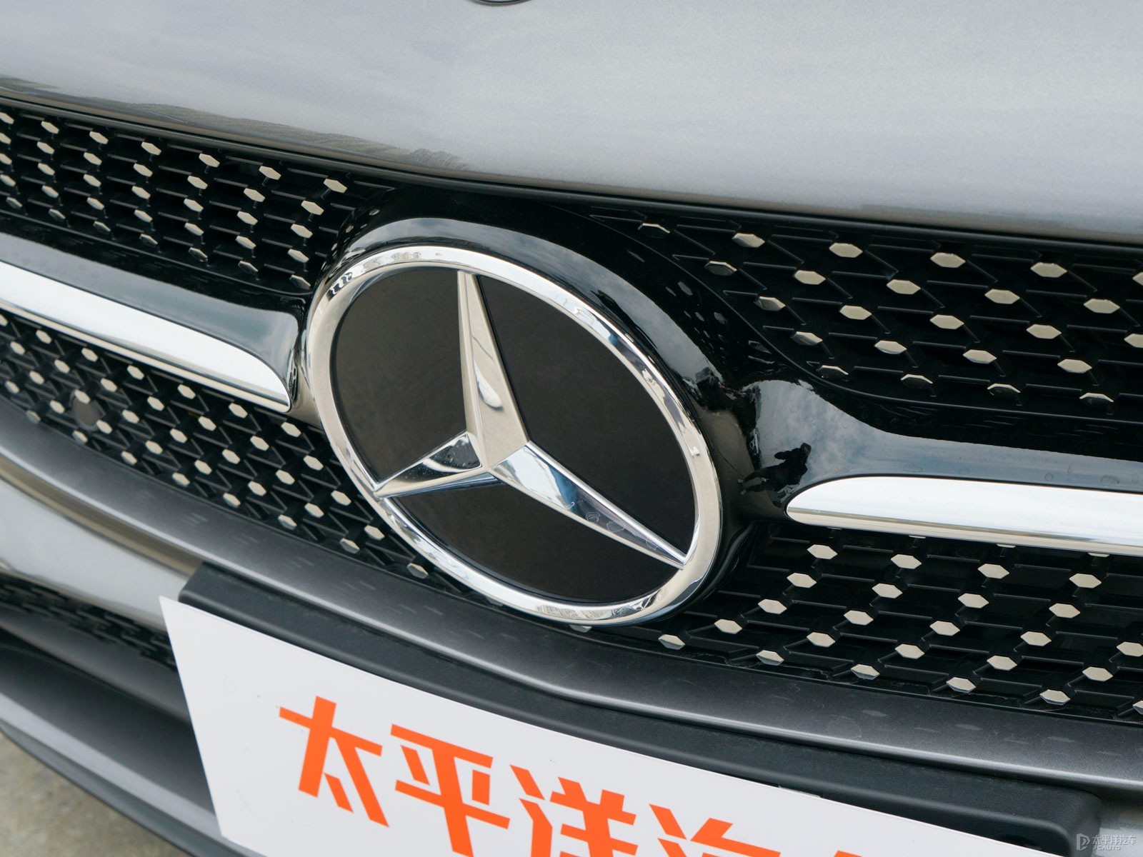 奔馳CLA級(jí)外觀高清大圖