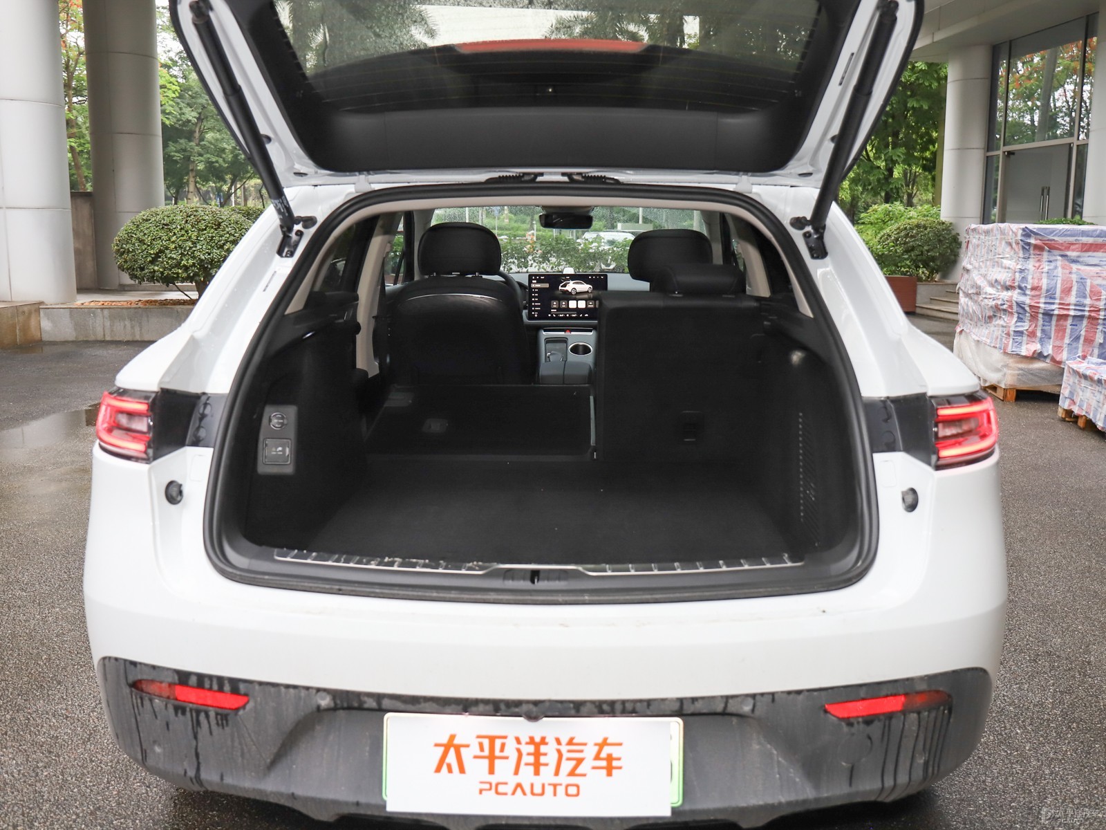 問界M5空間高清大圖