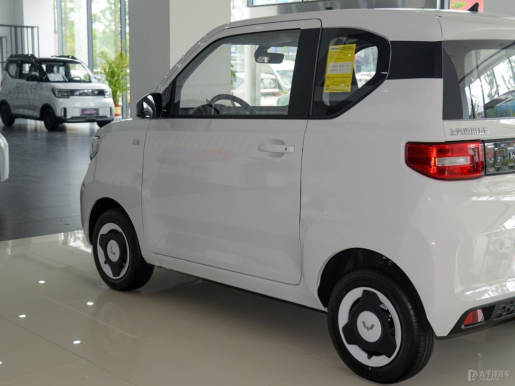 星云白宏光MINIEV車身外觀圖片