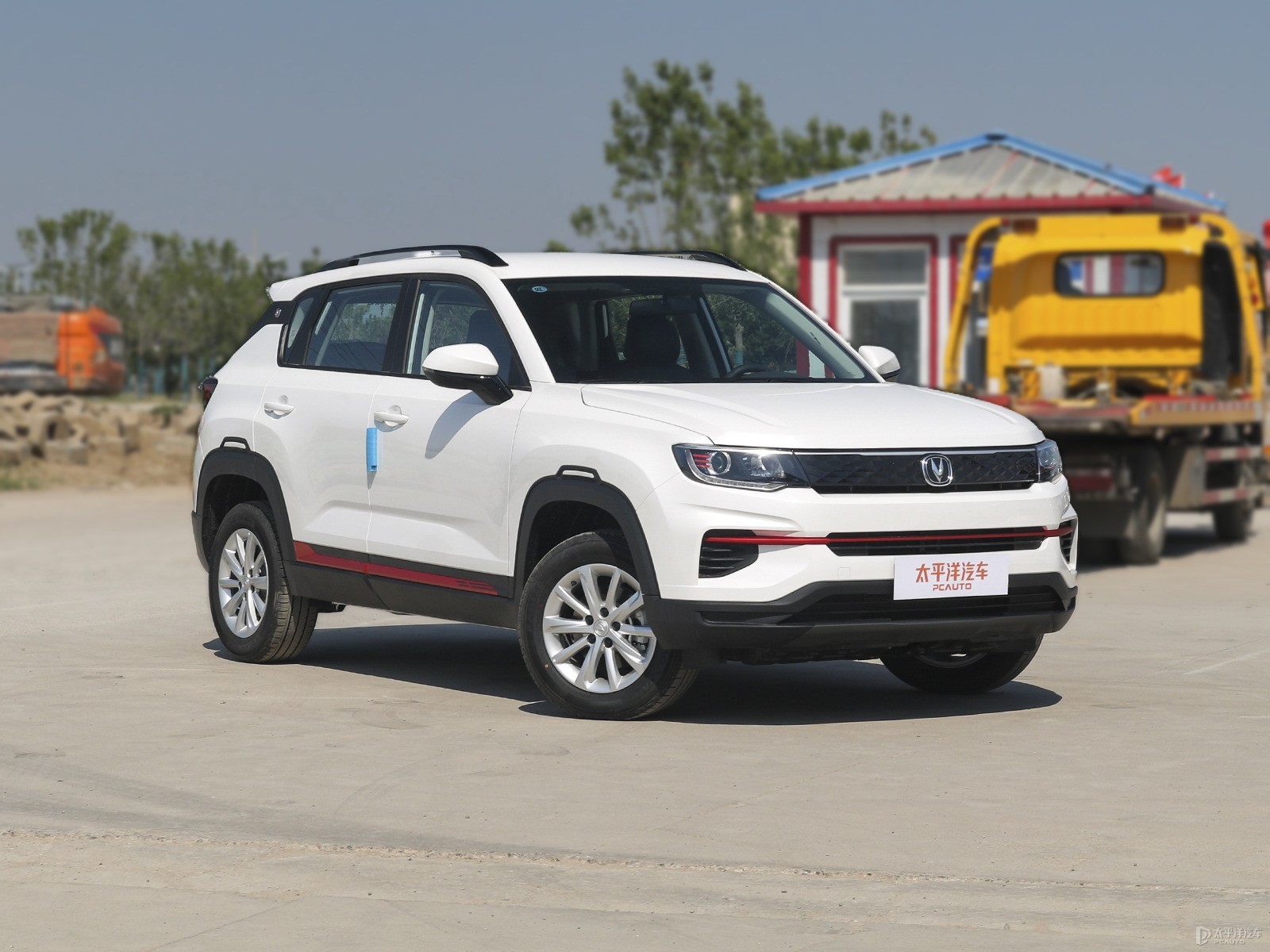 長(zhǎng)安CS35PLUS外觀高清大圖