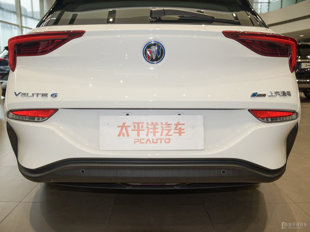 雪域白微藍(lán)6車尾外觀圖片