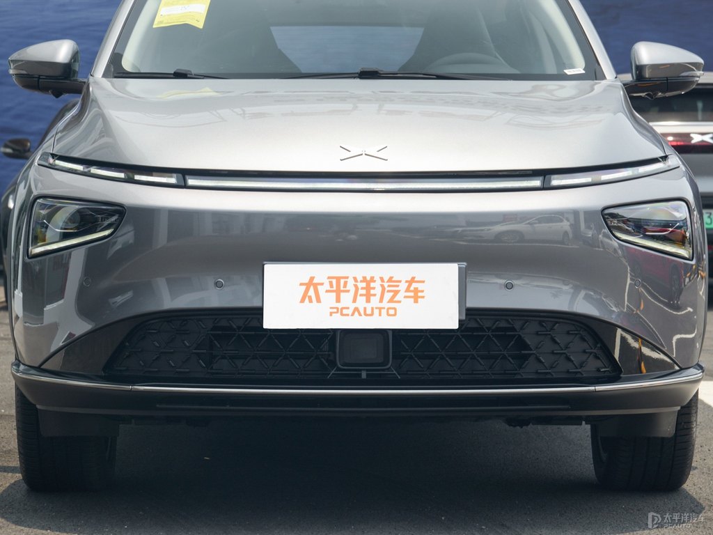冷峻灰小鵬G3車頭外觀圖片