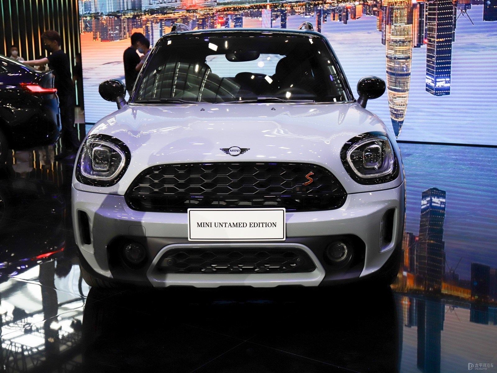 MINI COUNTRYMAN外觀高清大圖