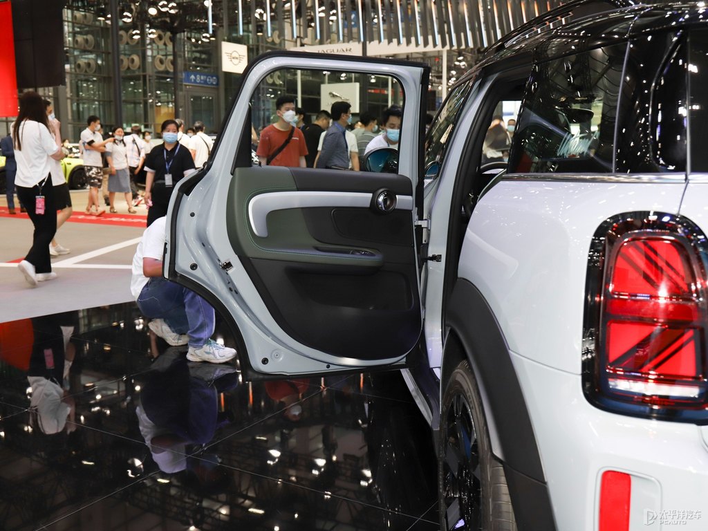 MINI COUNTRYMAN܇DƬ