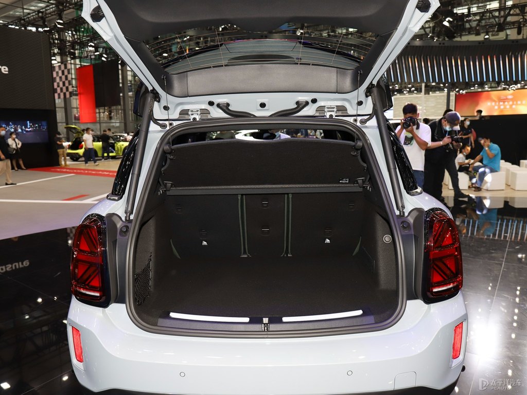 MINI COUNTRYMANgDƬ