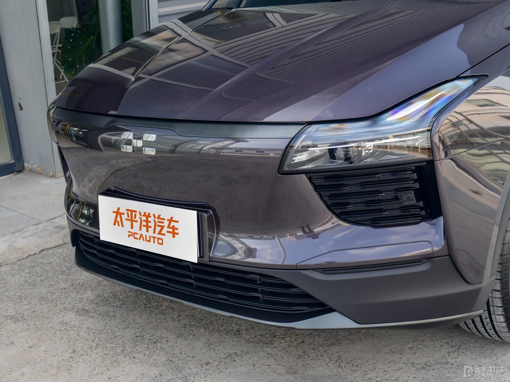 靜夜紫愛馳U5車頭外觀圖片