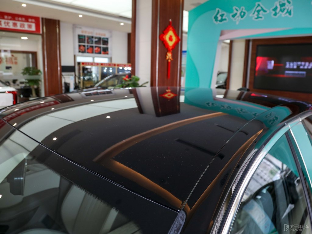 丹砂黑紅旗H9車(chē)身外觀圖片