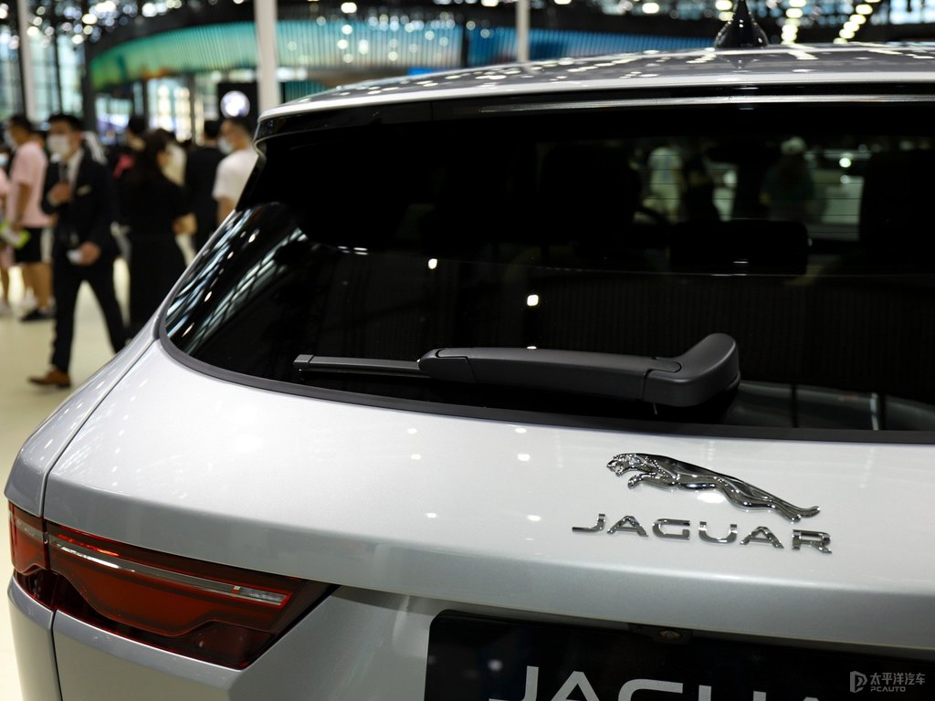 ݱF-PACE܇β^DƬ