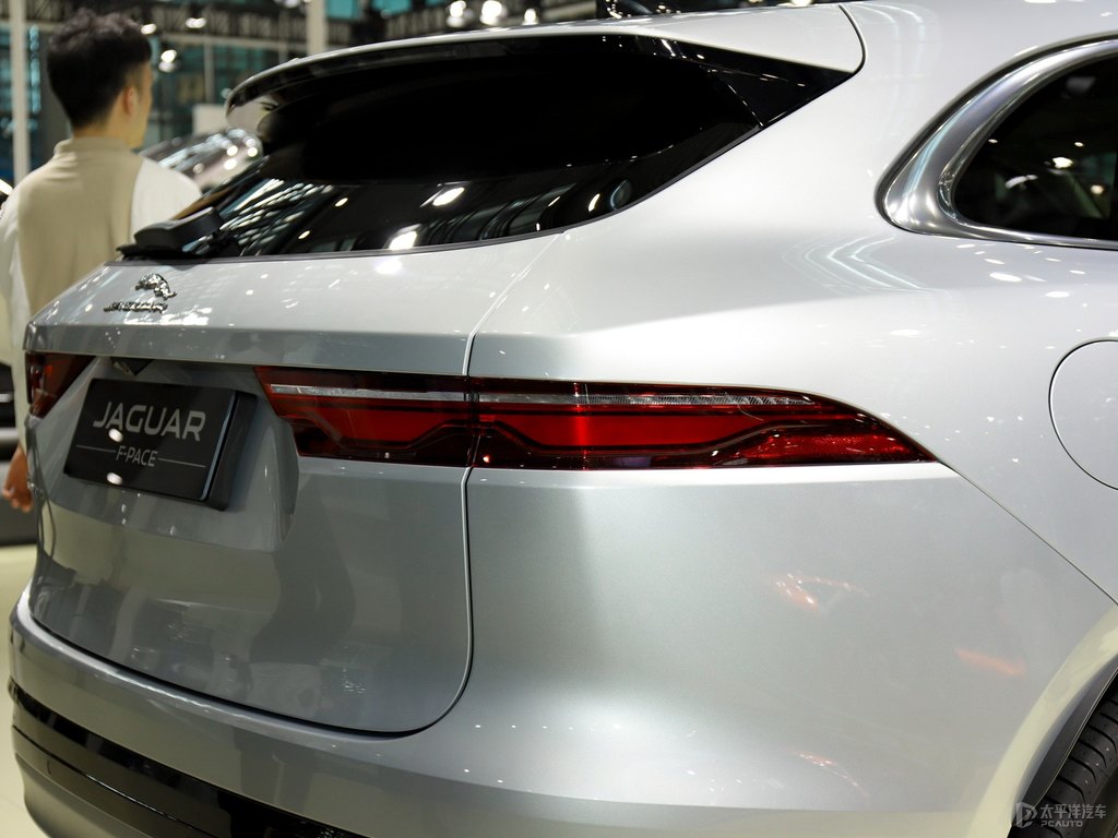 ݱF-PACE܇β^DƬ