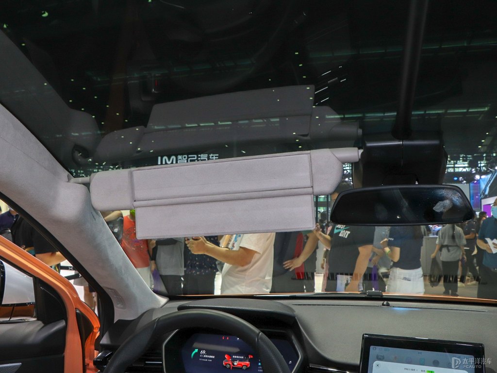 小鵬G3車廂內(nèi)飾圖片