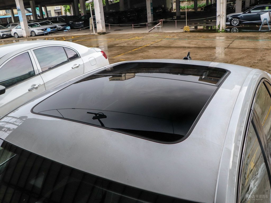 水晶銀速騰車身外觀圖片